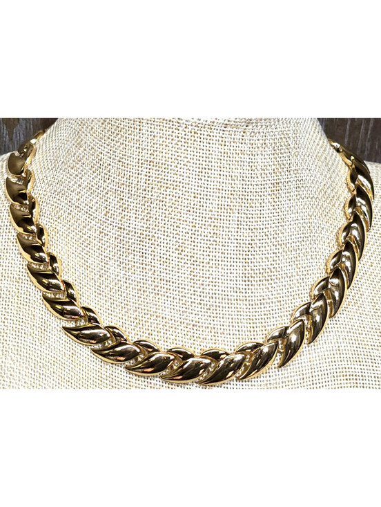 Napier Jewelry - Vintage Luxe Napier Leaf Link Necklace High Polish Gold